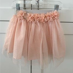 Cupcakes & Cartwheels girls tutu skirt size 4-6 years. Peachy pink color.